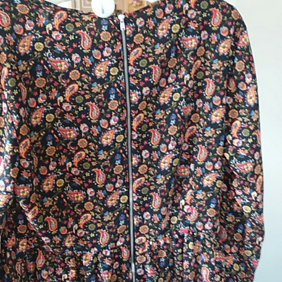 Dress - Picture 3 of 4